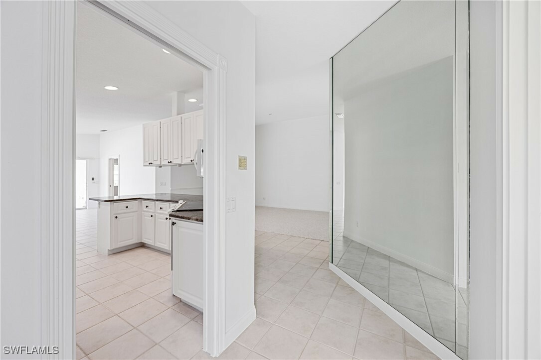 Property Photo: 4788 San Carlo Court FL 34109