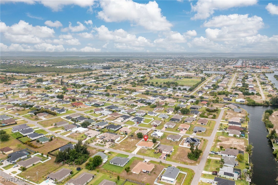 Property Photo: 208 SW 24th Place FL 33991