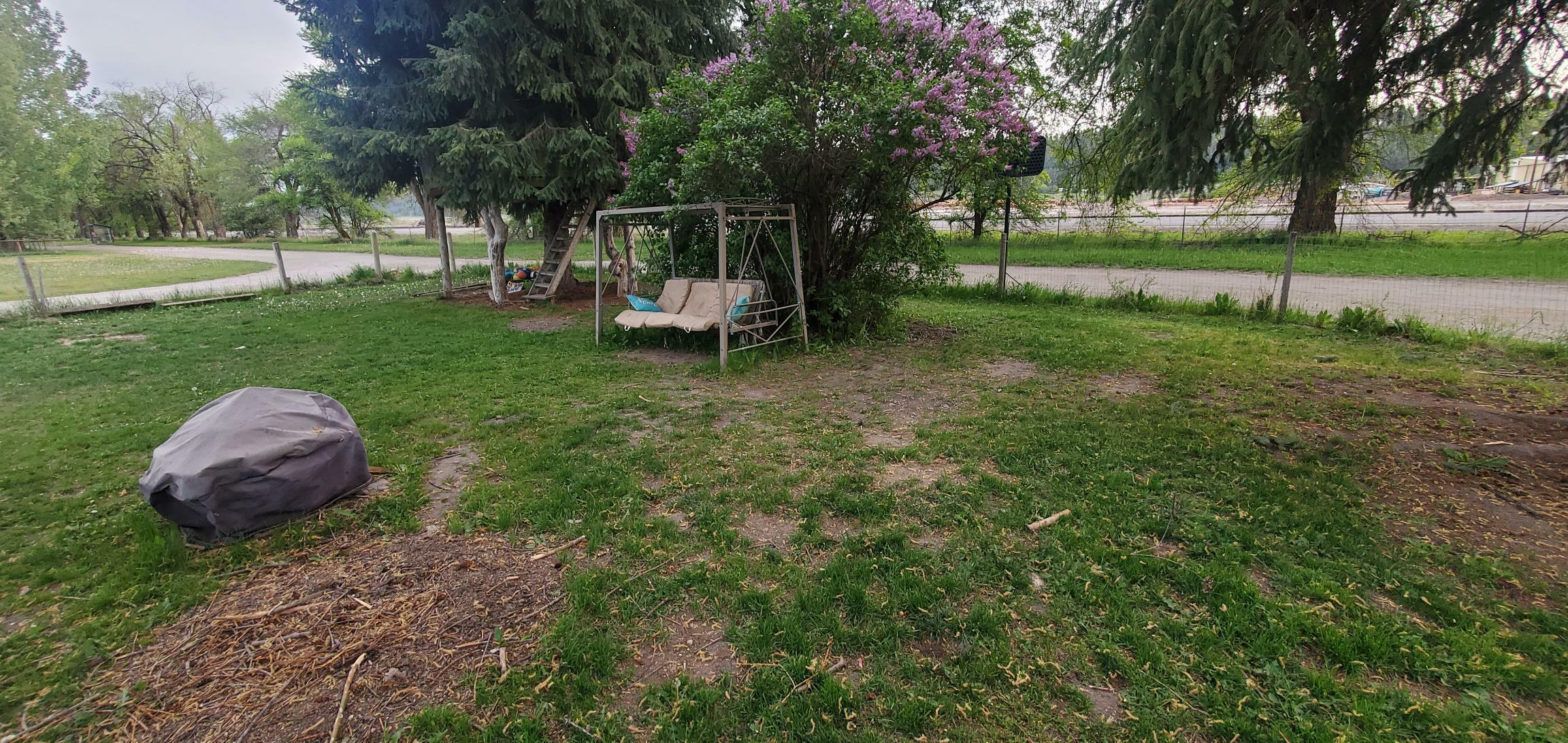 Property Photo:  686 Old Arden Hwy #D  WA 99114 