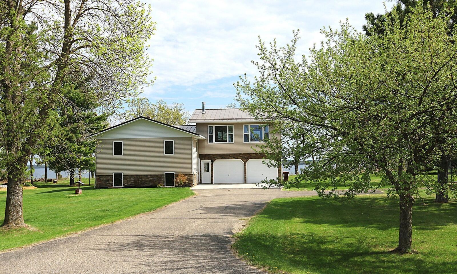 Property Photo: 44172 Mosquito Heights Road MN 56573