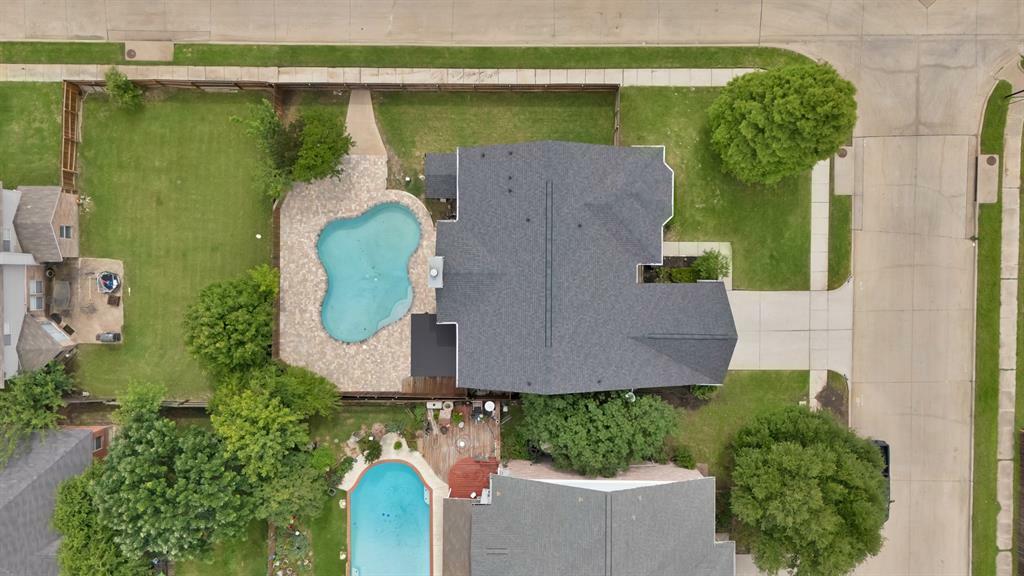 Property Photo: 2200 Bantry Lane TX 76002