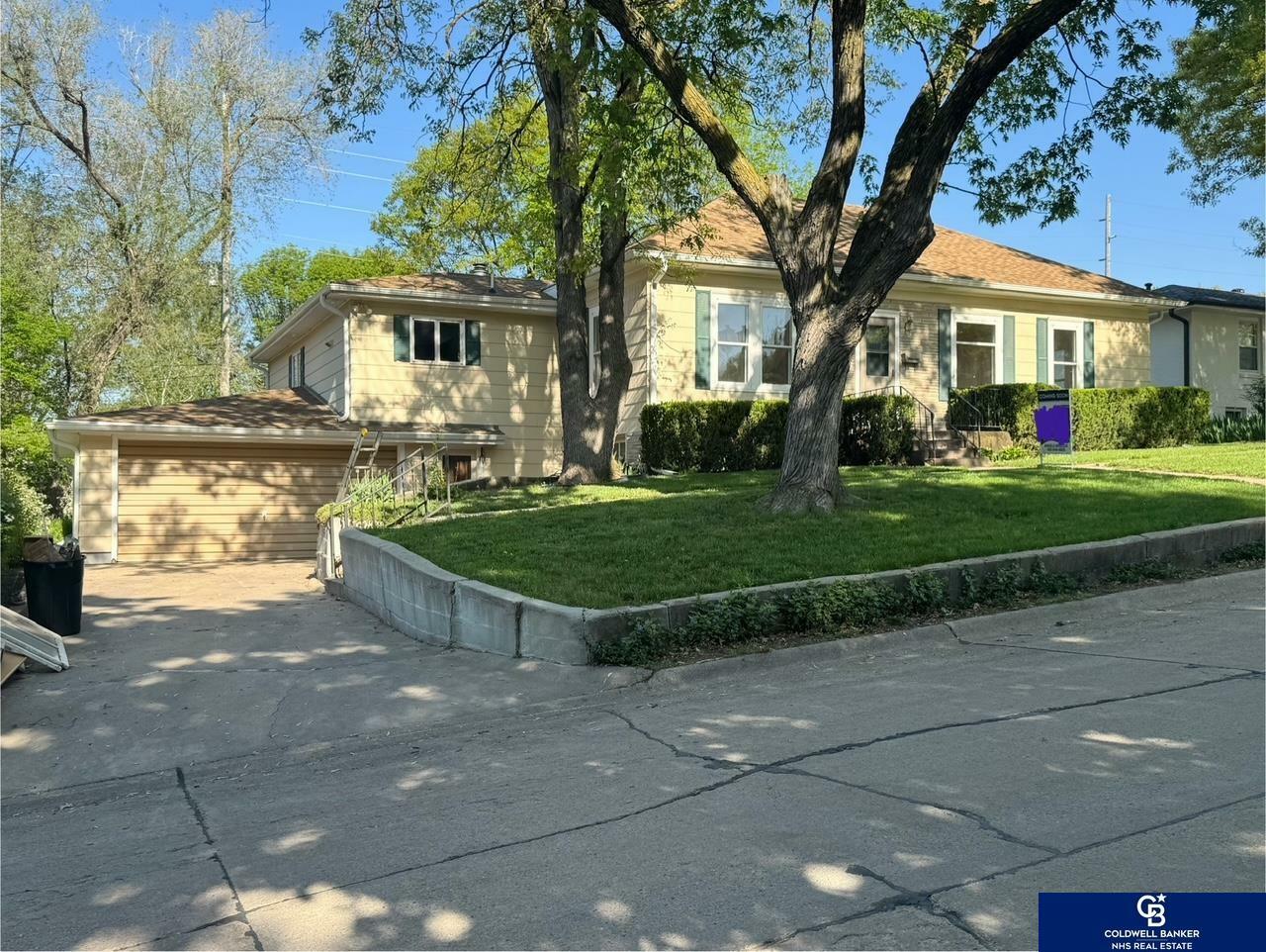 Property Photo:  325 S 2nd Street  NE 68434 