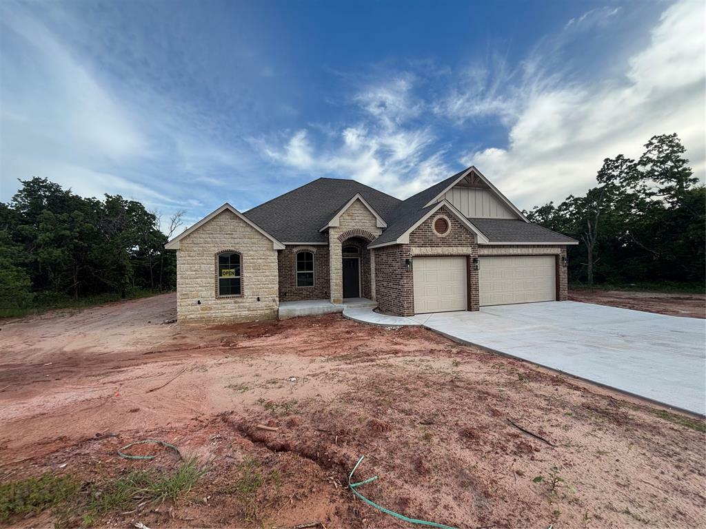 Property Photo: 8041 Longbow Drive OK 73044