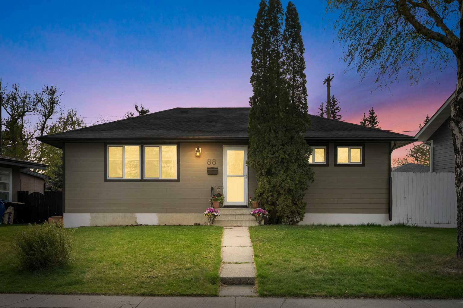 Photo de la propriété: 88 Glenpatrick Drive SW AB T3E 4L6