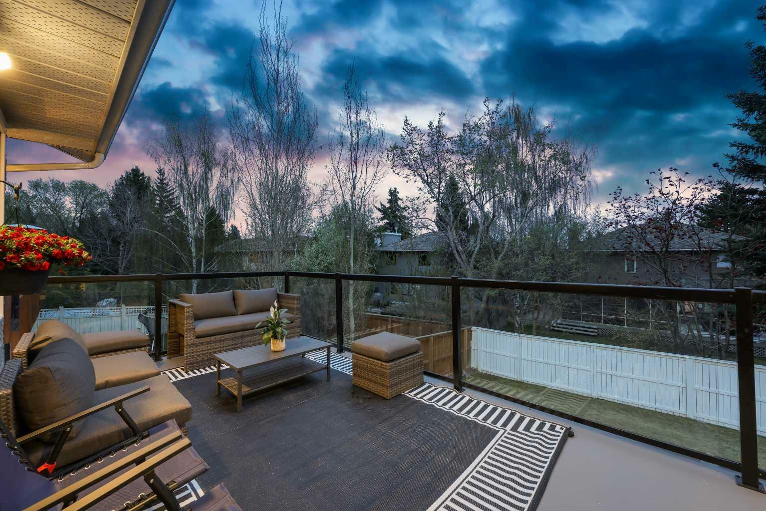 Property Photo: 31 Scenic Park Crescent NW AB T3L 1R7