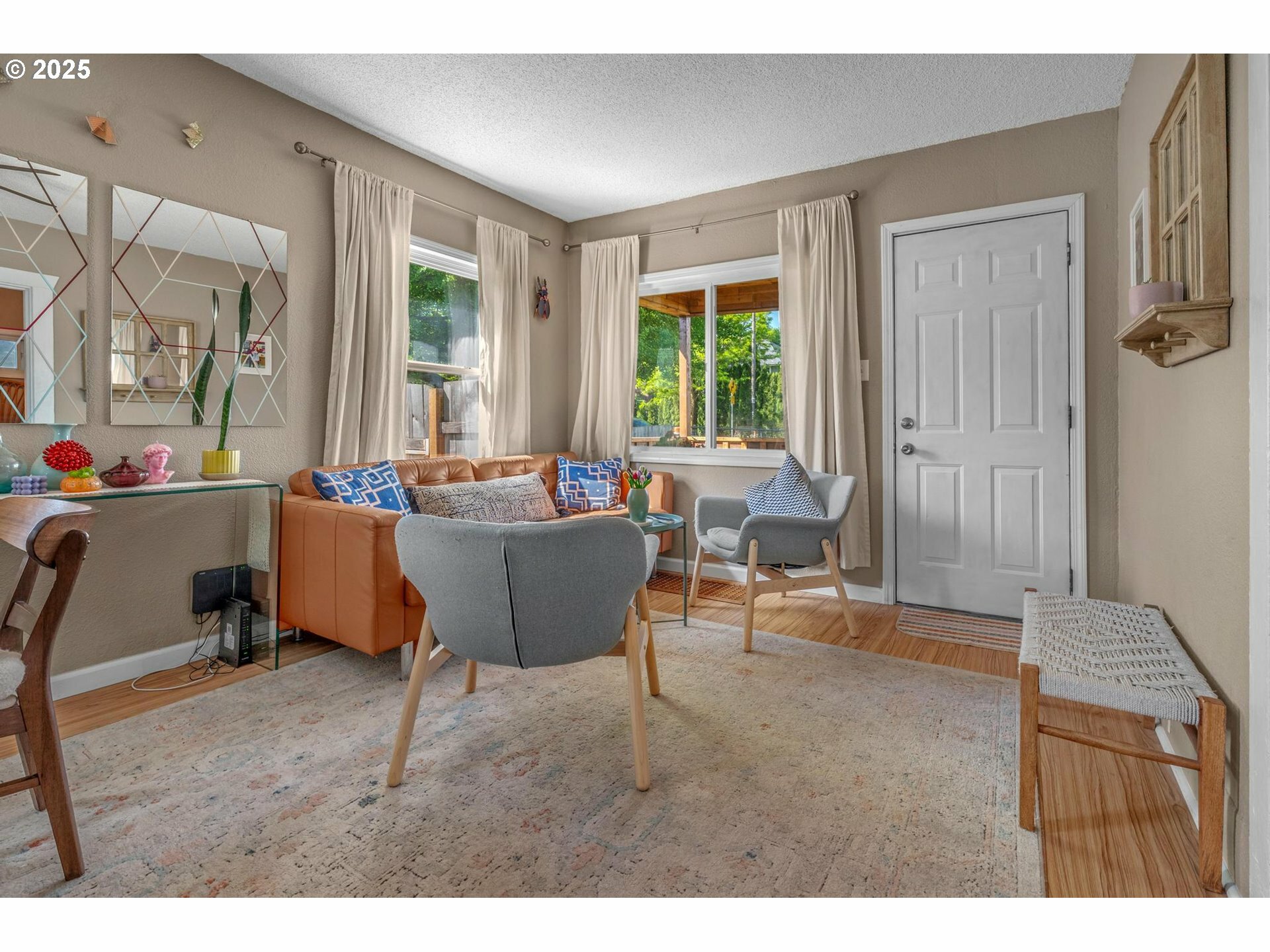 Property Photo: 9757 N Lombard St OR 97203