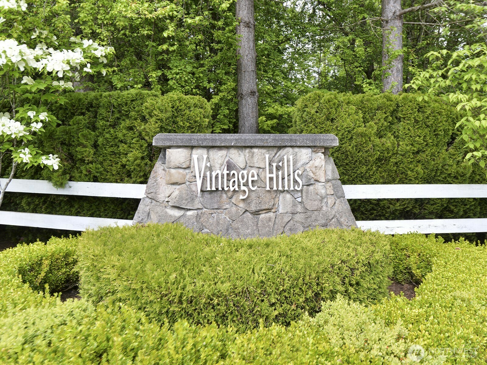 Property Photo: 12496 SE 299th Place WA 98092