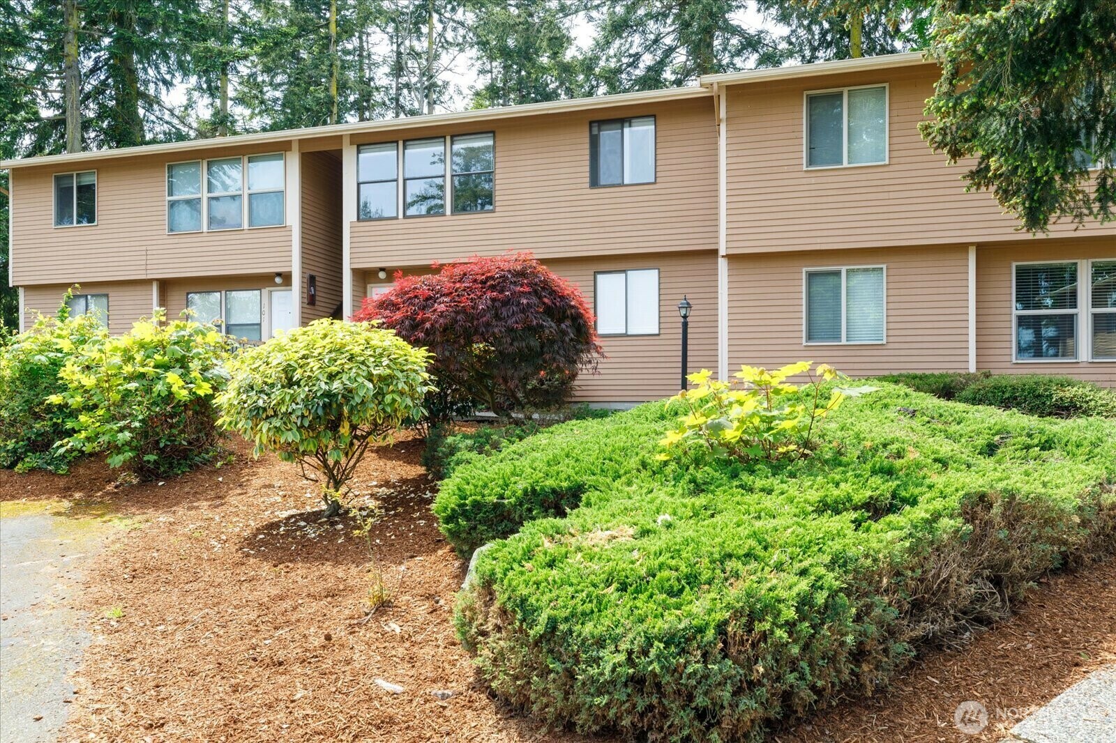 Property Photo: 1201 SW Harrier Circle 202 WA 98277