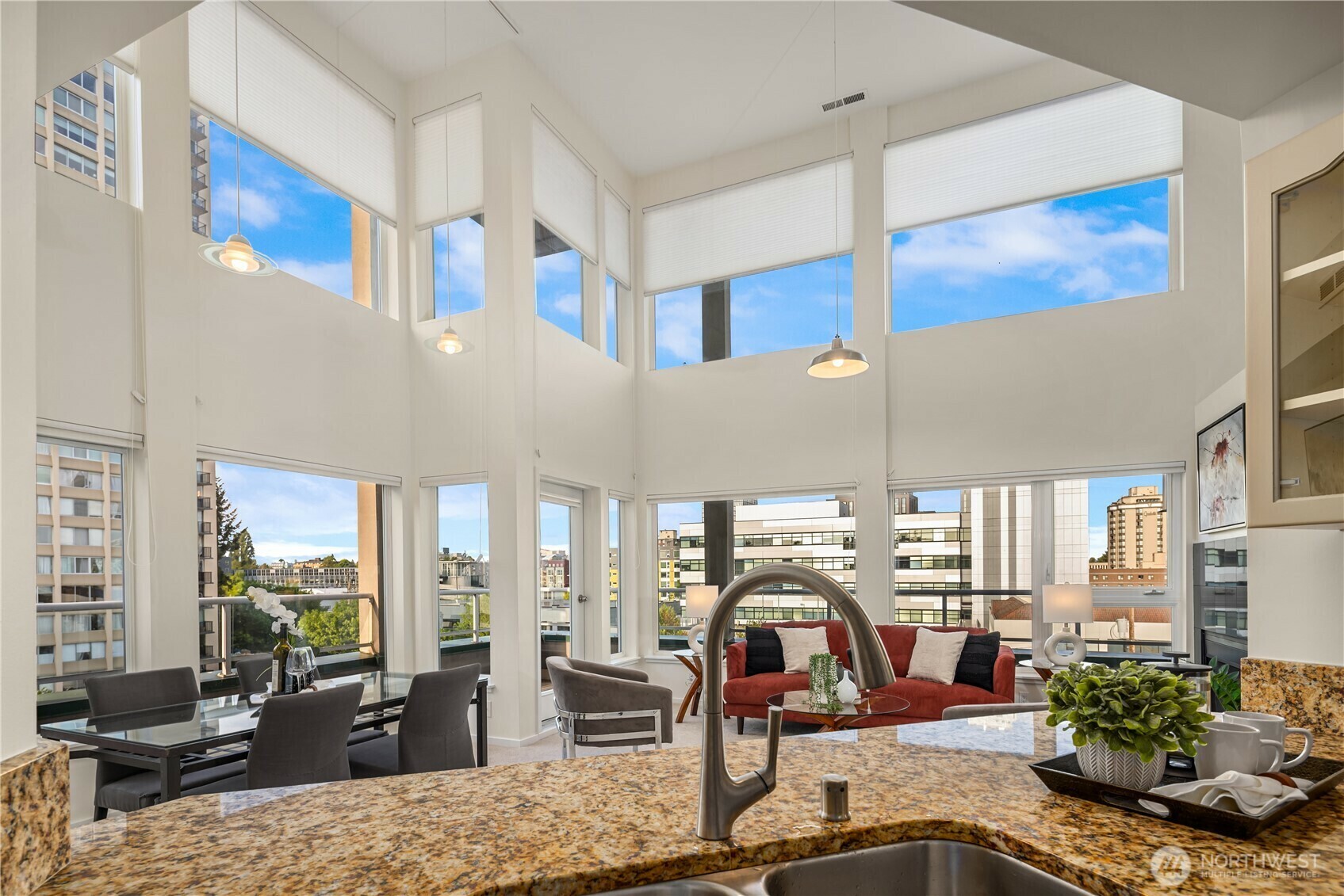 4528  8th Avenue NE 5A  Seattle WA 98105 photo
