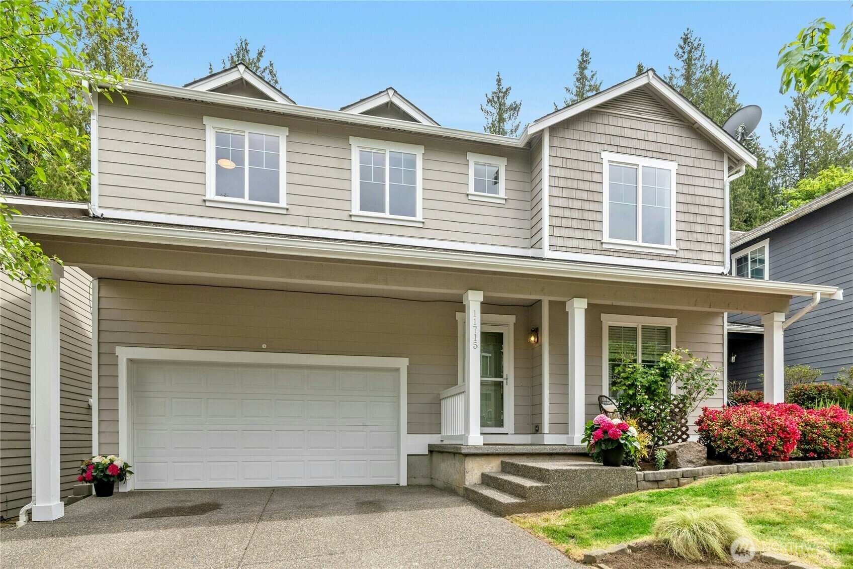 Property Photo: 11715 60th Avenue SE WA 98296