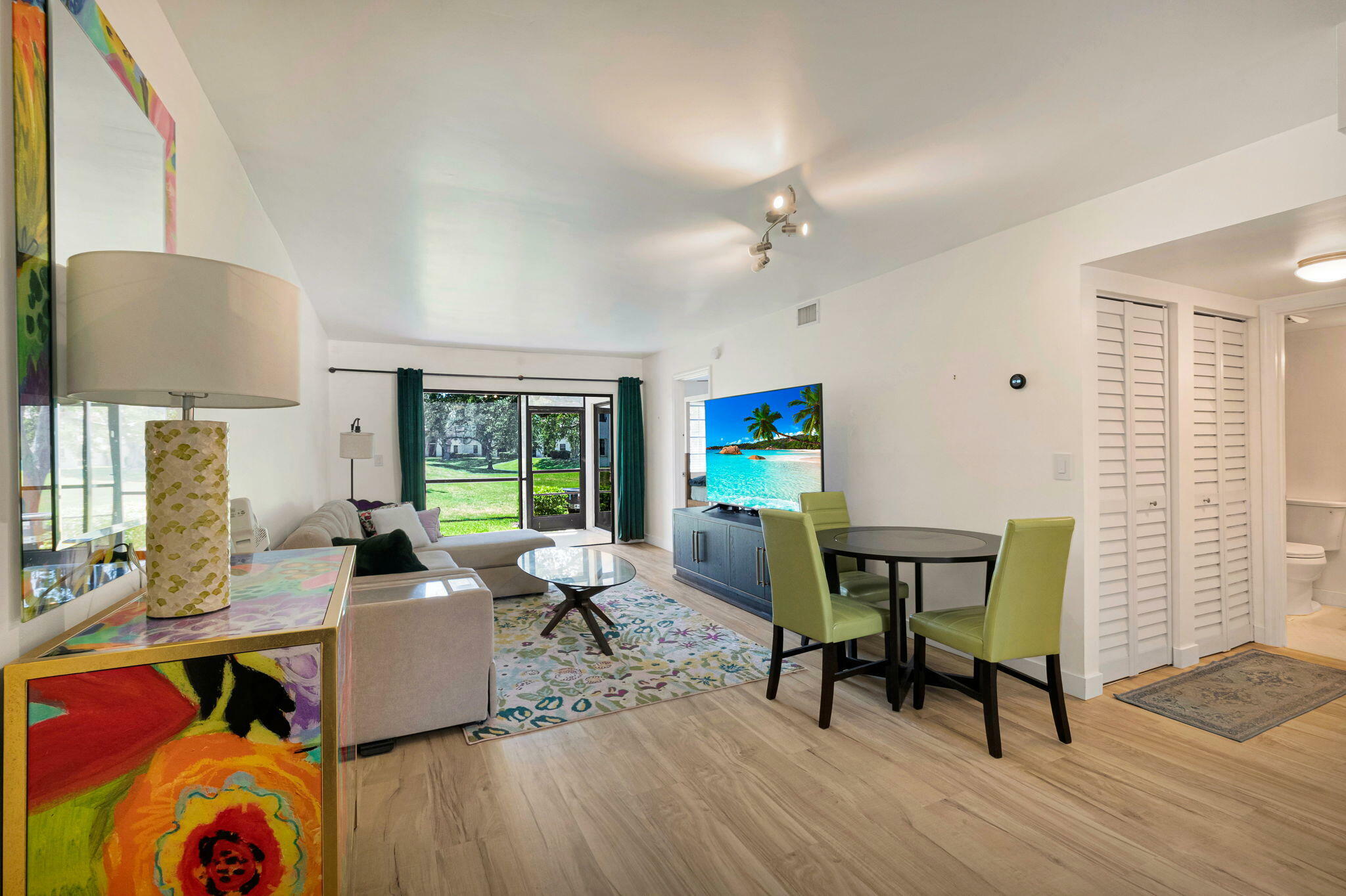 Property Photo: 320 Norwood Terrace N114 FL 33431