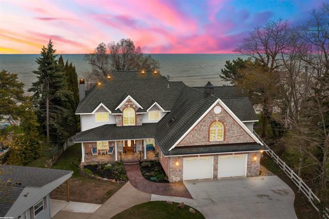 Property Photo: 3864 Lakeshore Road MI 48427