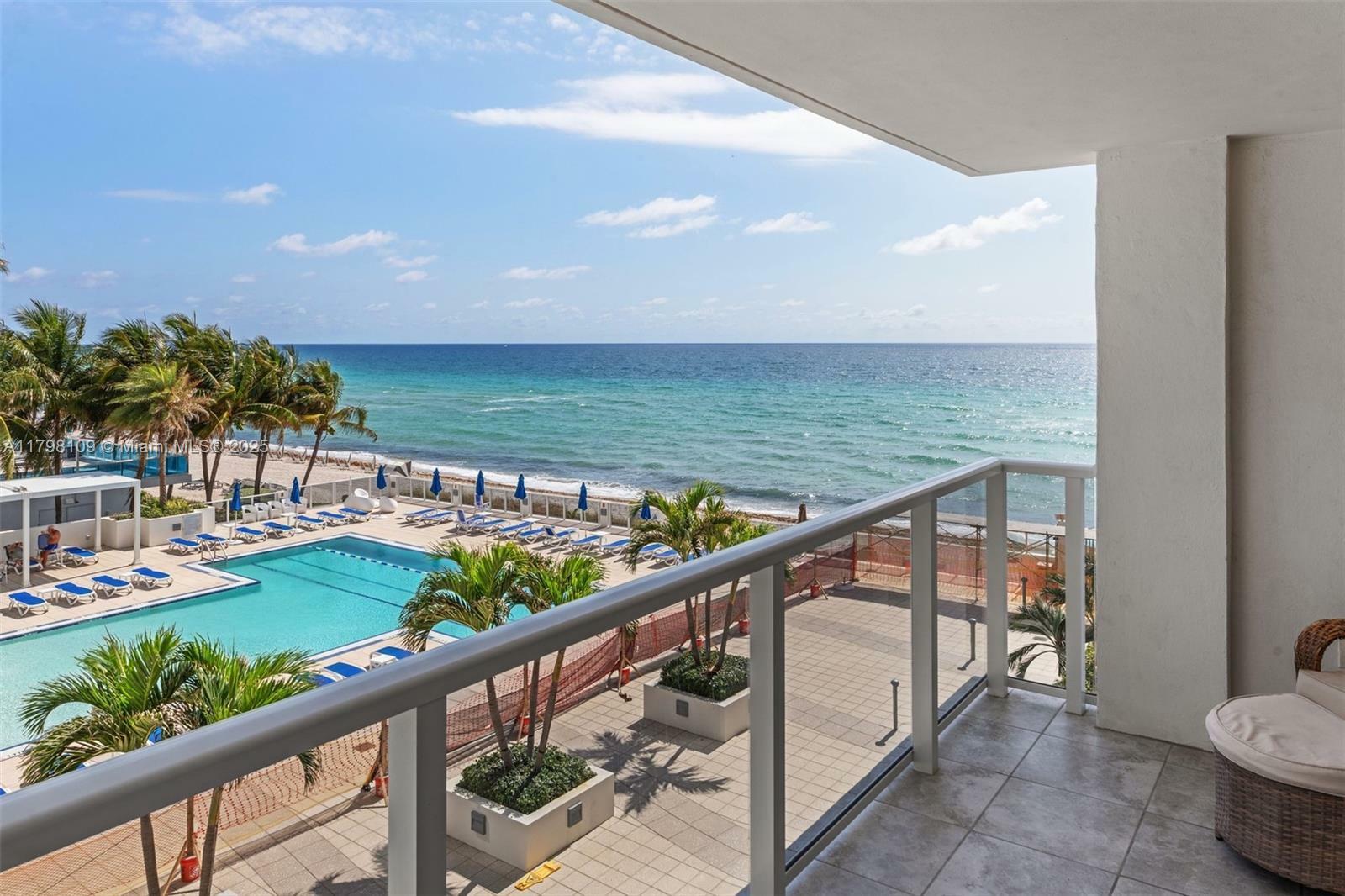Property Photo: 2751 S Ocean Dr 403S FL 33019