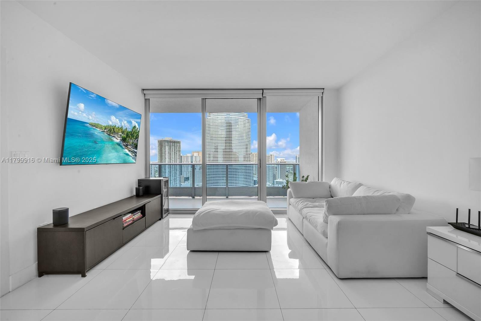 200 Biscayne Boulevard Way 4012  Miami FL 33131 photo