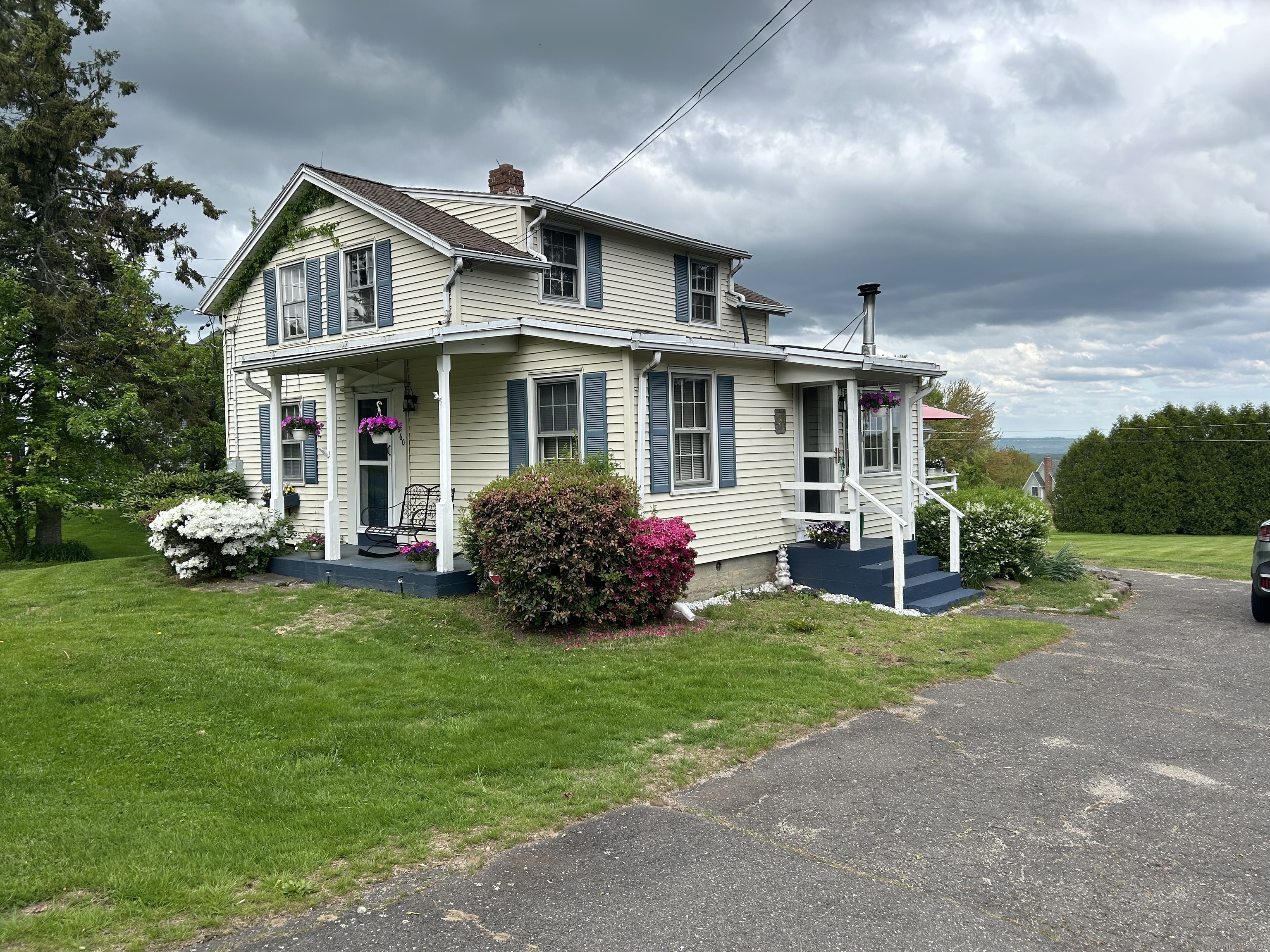 Property Photo: 2060 Perkins Street CT 06010