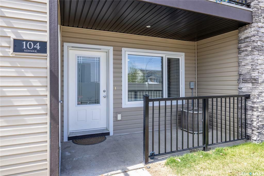 110 Akhtar Bend 104  Saskatoon SK S7W 0Y9 photo