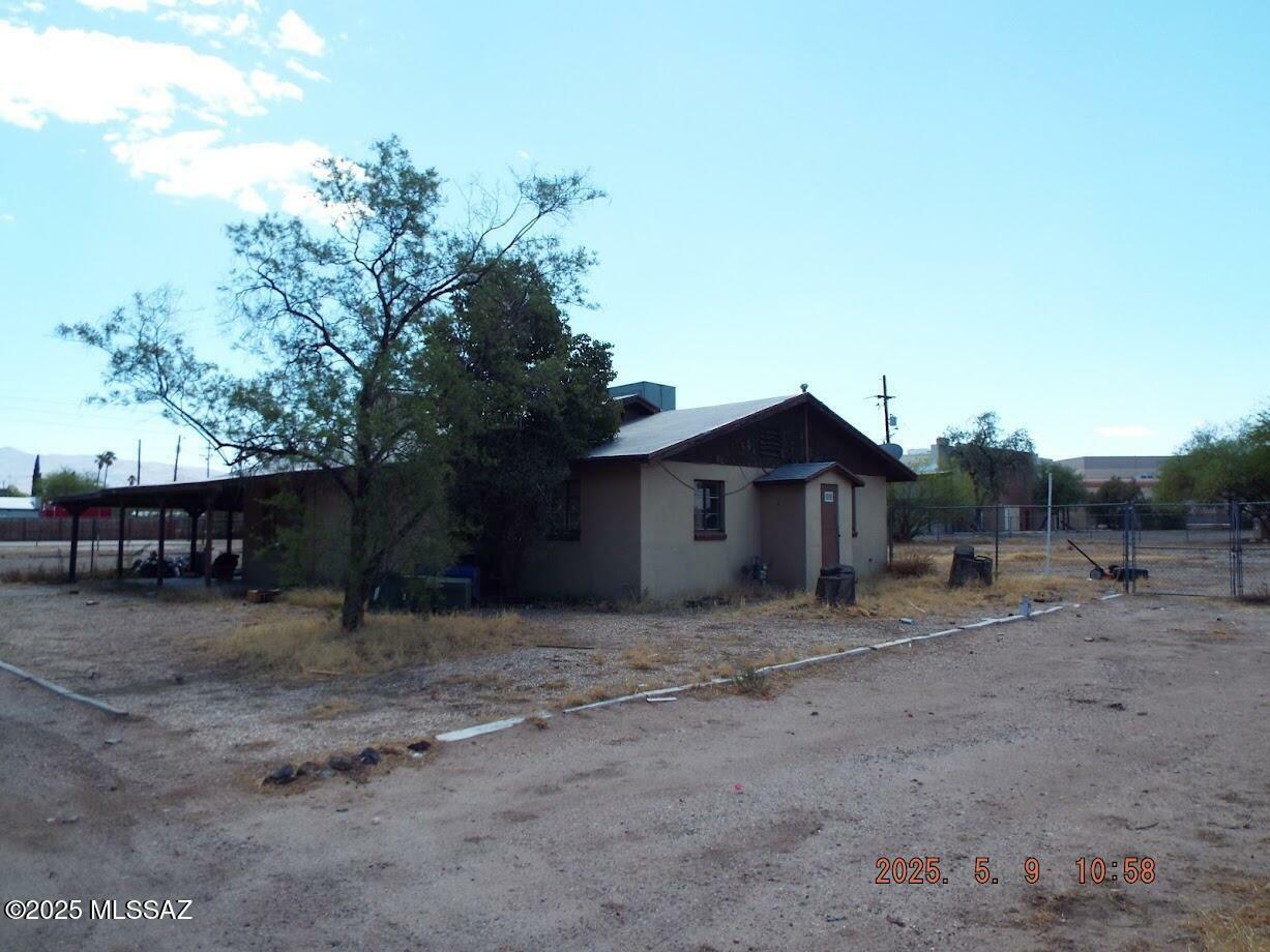 Property Photo: 7830 E Uhl Street AZ 85710