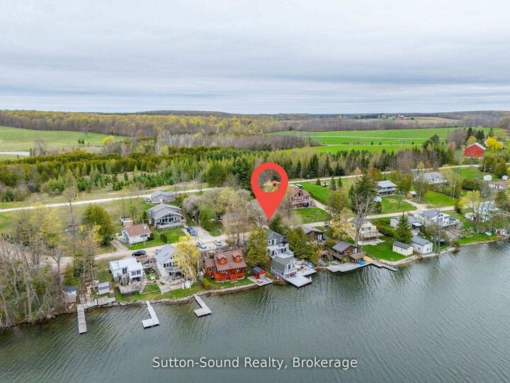 Property Photo: 24 Islandview Drive ON N0H 1A0