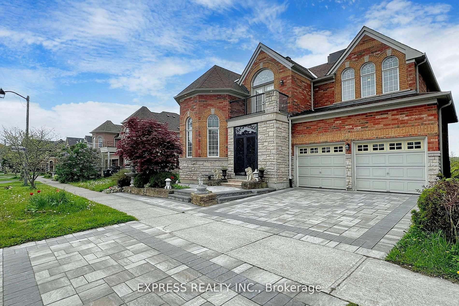 Property Photo: 39 Boulderbrook Drive ON M1X 2C2