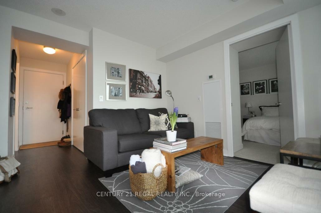 Photo de la propriété: 100 Western Battery Road 401 ON M6K 3S2