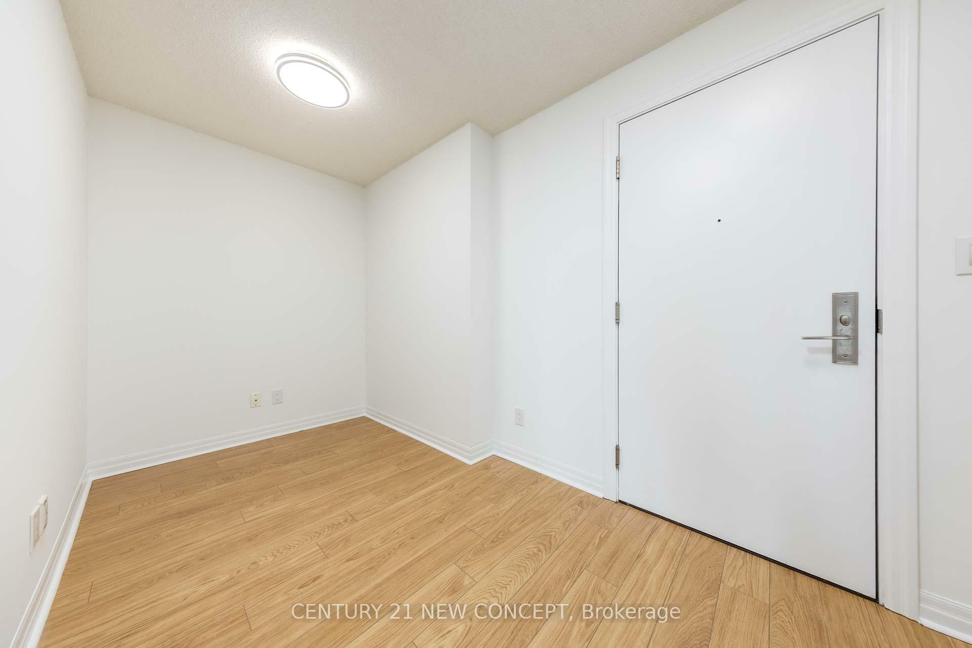 Photo de la propriété: 2015 Sheppard Avenue 903 ON M2J 1W6