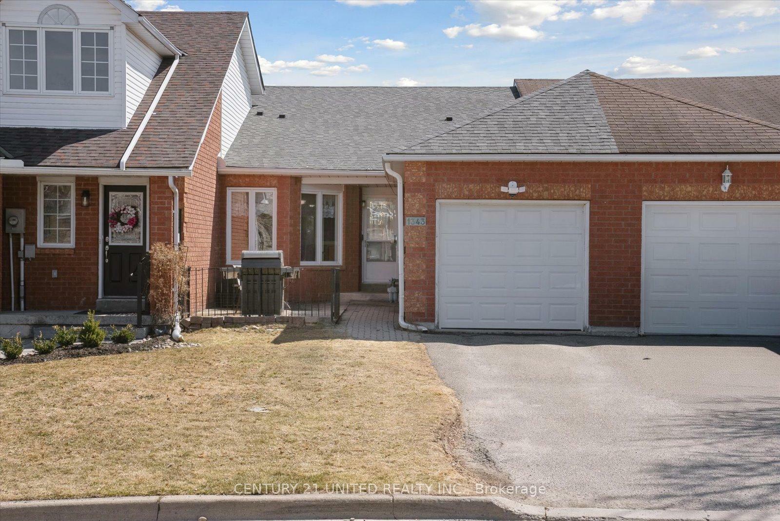 Photo de la propriété: 1343 Eagle Crescent ON K9K 2K7