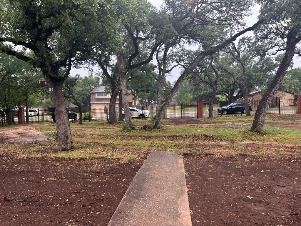 6032 Old Fredericksburg Road  Austin TX 78749 photo
