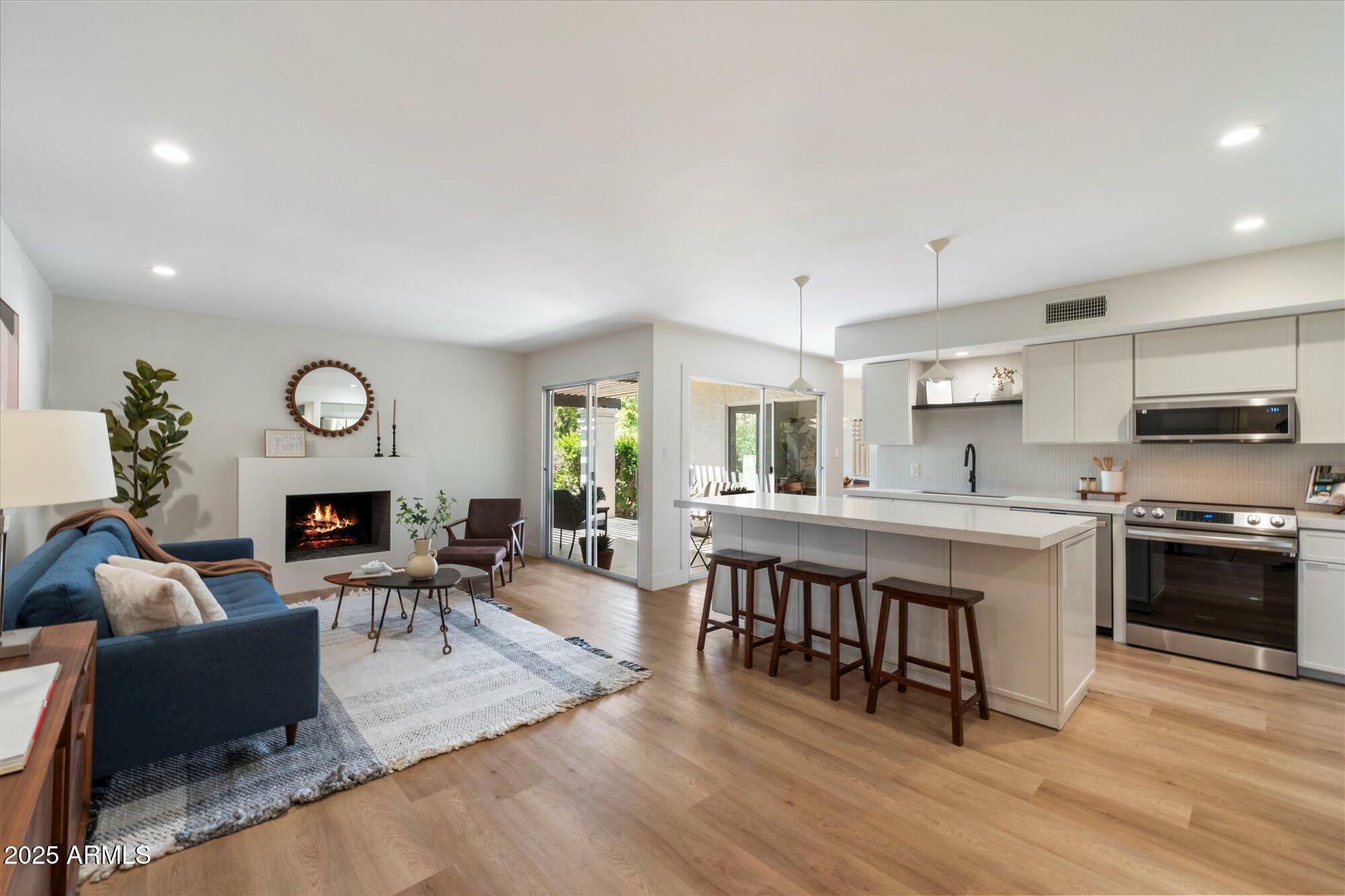 Property Photo: 6055 E Vernon Avenue AZ 85257