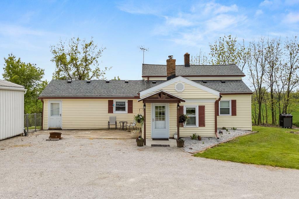 Property Photo:  1439 Twp Rd 593  OH 44805 
