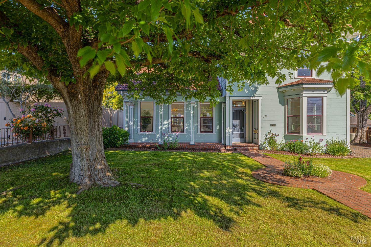 Property Photo: 756 B Street CA 94952