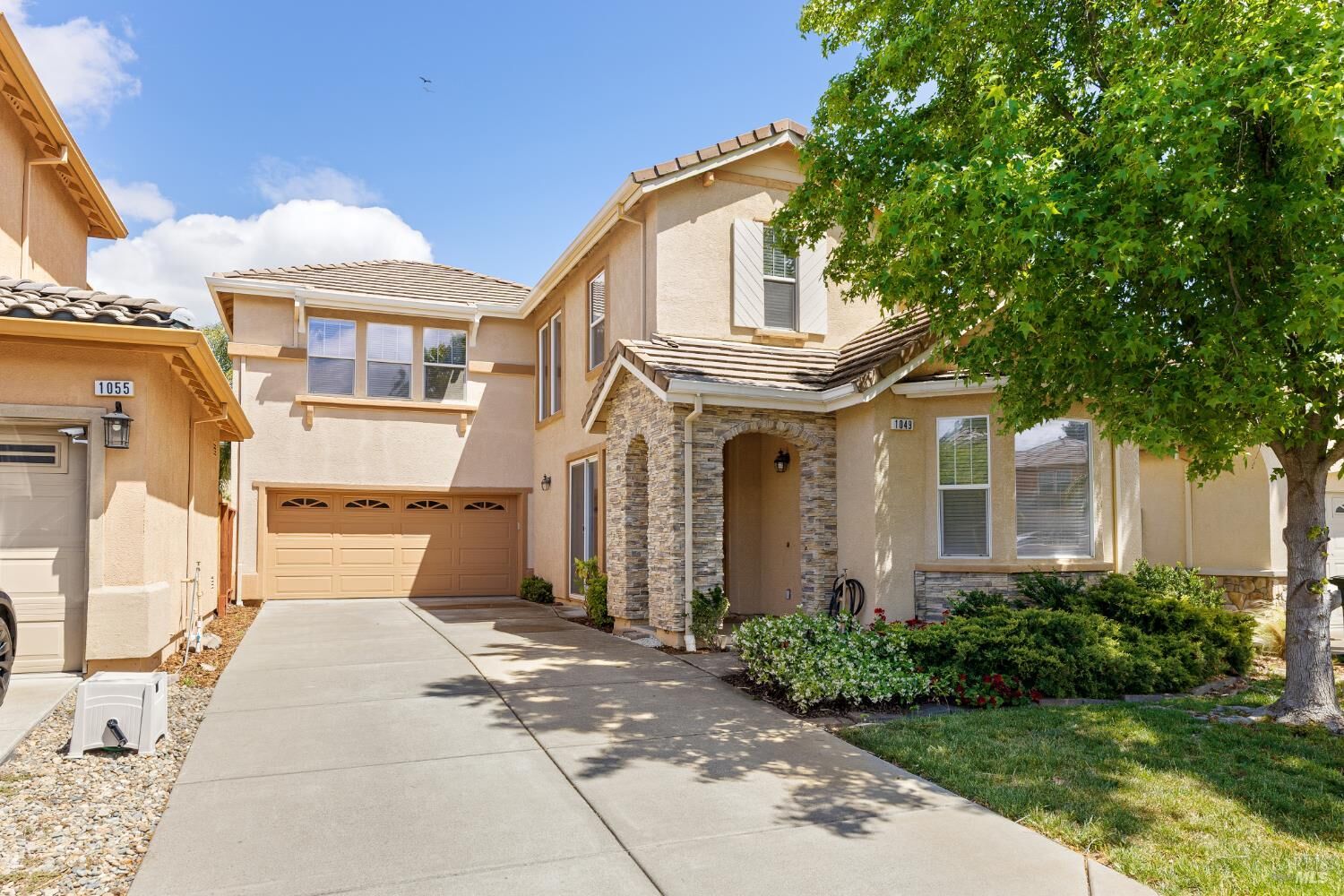 Property Photo: 1049 Villaggio Circle CA 95688