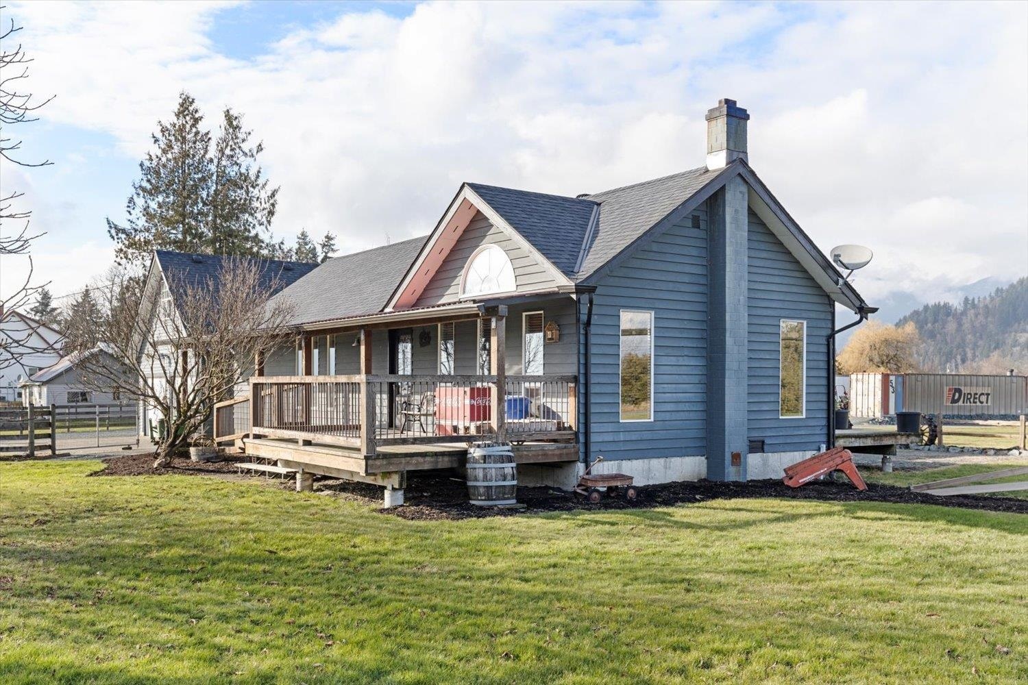 Photo de la propriété: 43305 Adams Road BC V2R 4L1