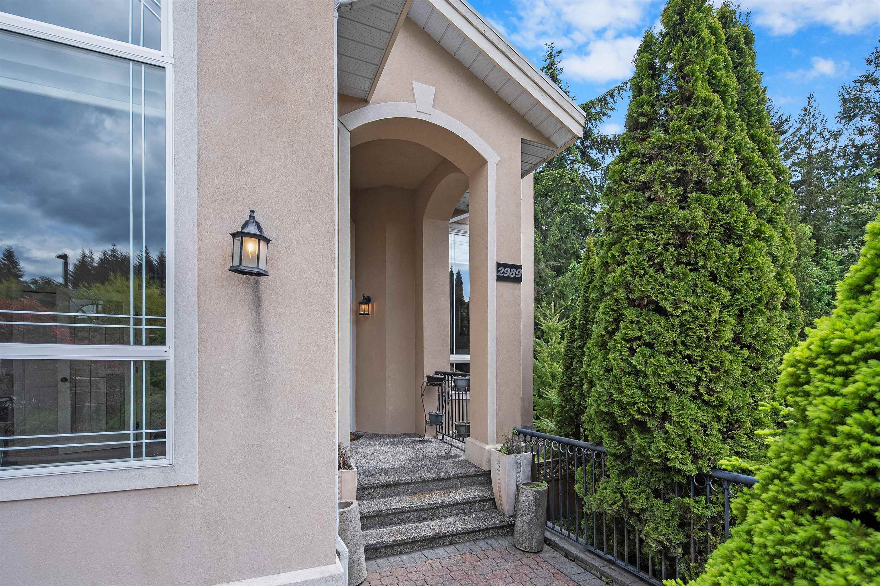 Photo de la propriété: 2989 Forestridge Place BC V3E 3M6