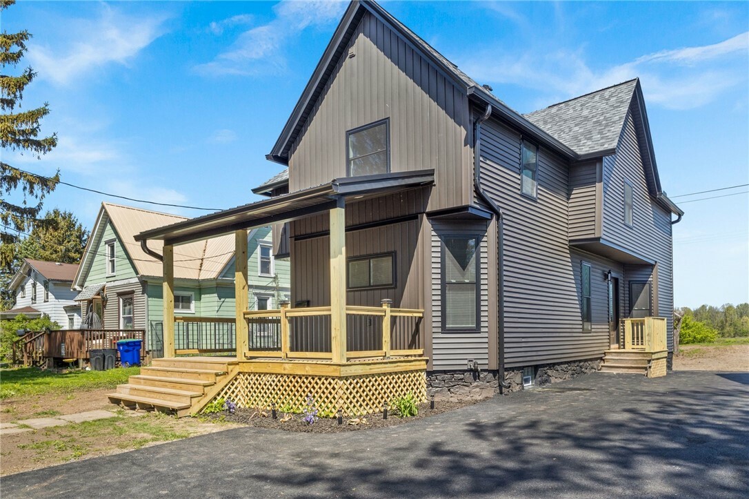 Property Photo:  339 W Bank Street  NY 14411 