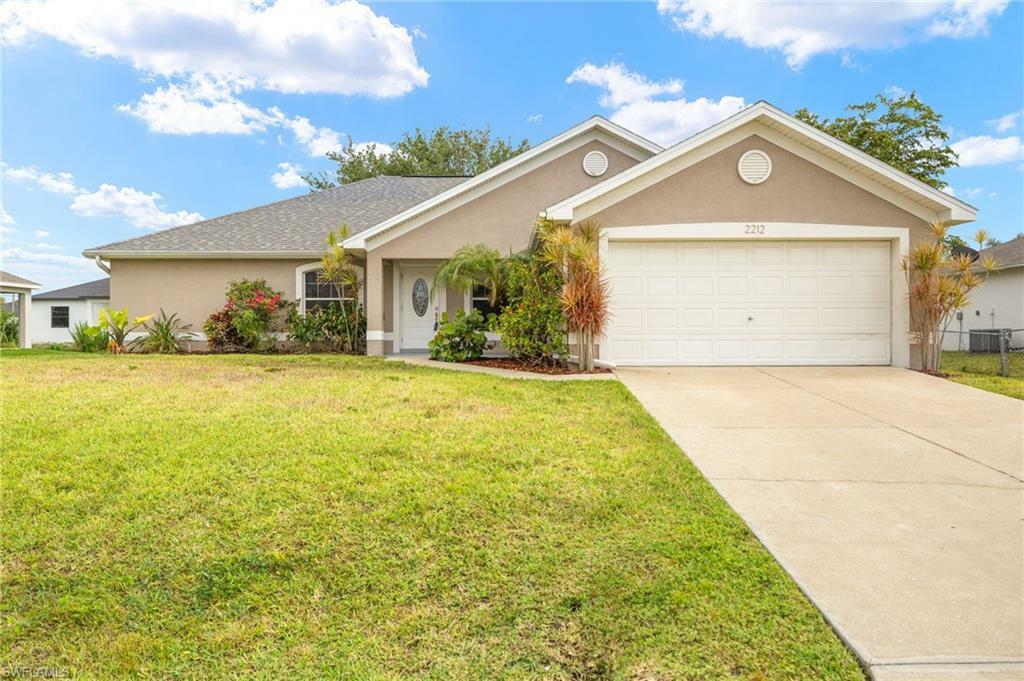 Property Photo:  2212 NW 5th St  FL 33993 