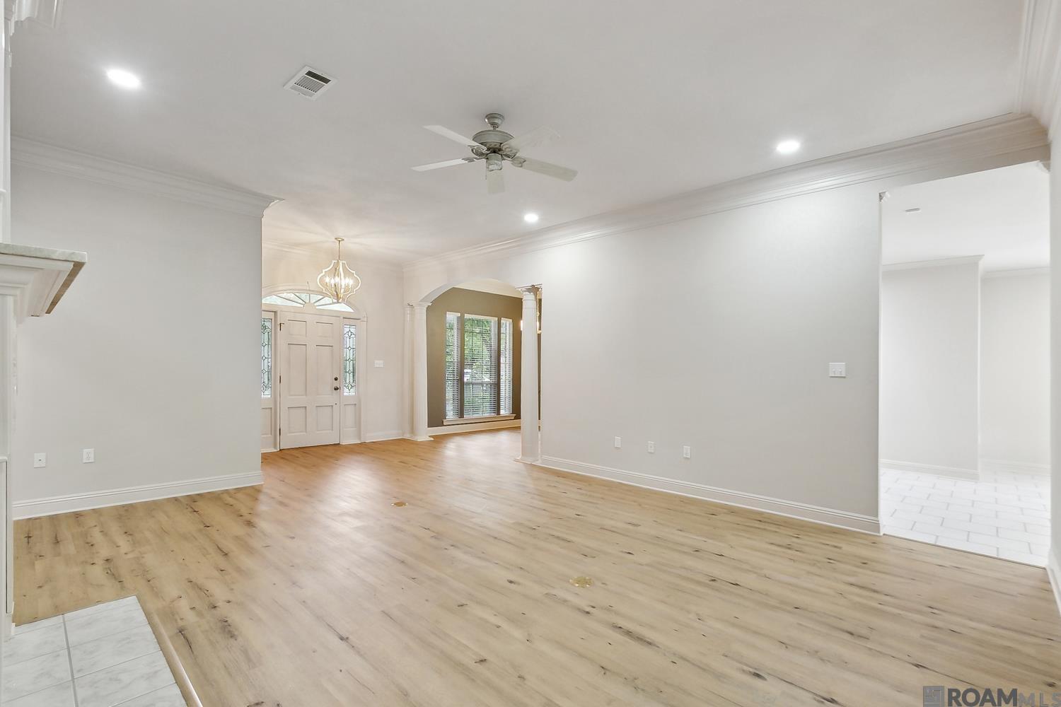 Property Photo: 753 Wordsworth Dr LA 70810