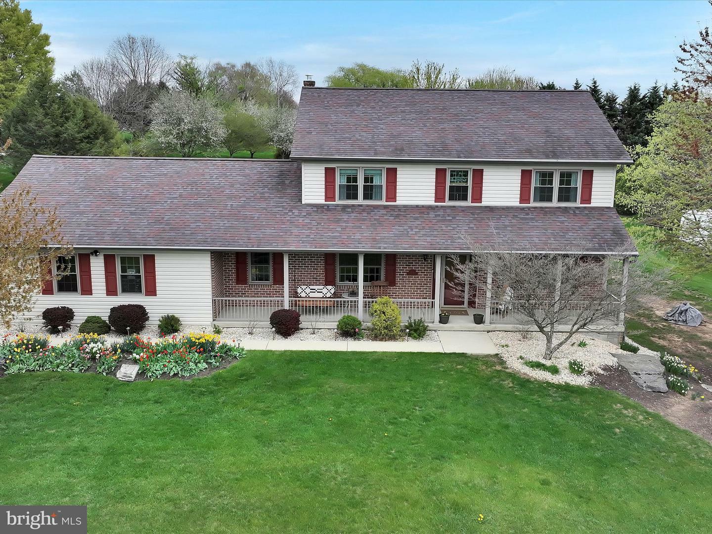 Property Photo: 105 Hickory Road PA 17087