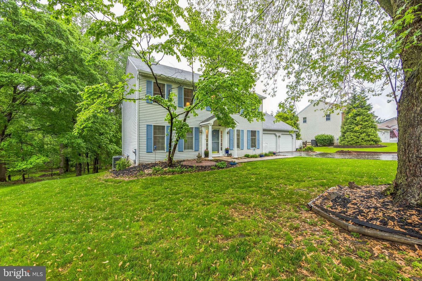 Property Photo: 304 Bishop Morgan Court PA 19335