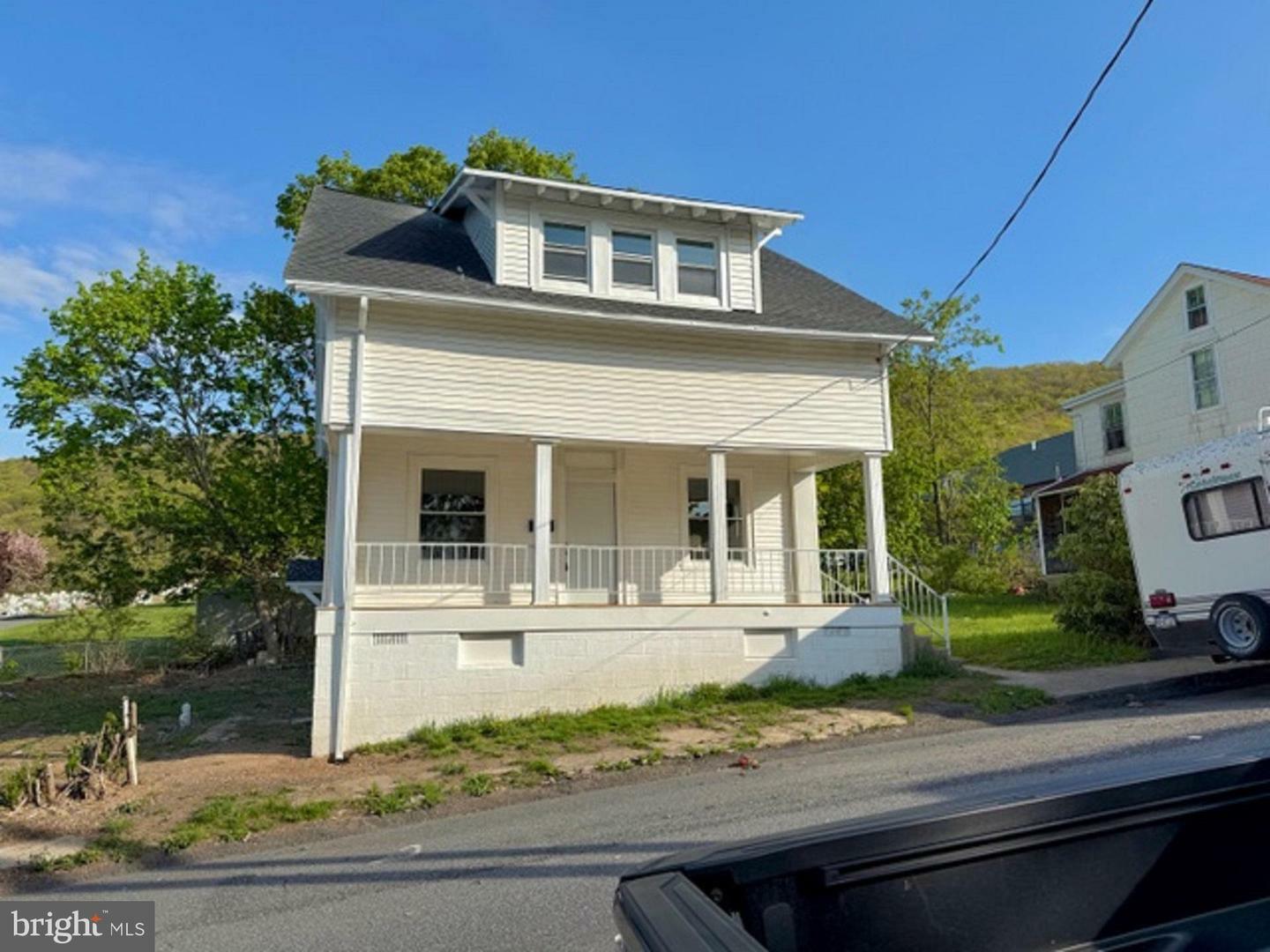 Property Photo: 208 George Street PA 17921