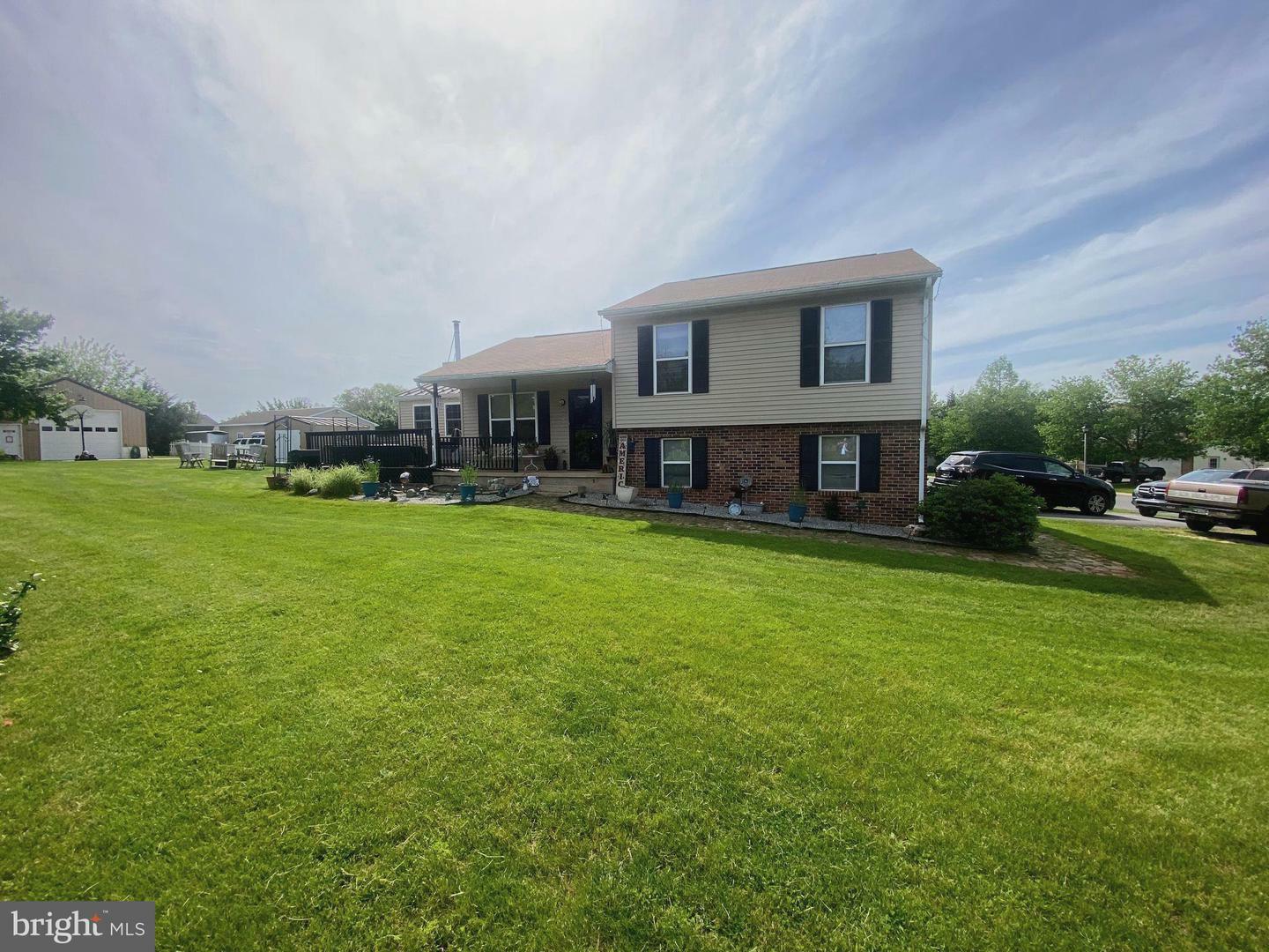 602 Greenview Drive  Denver PA 17517 photo