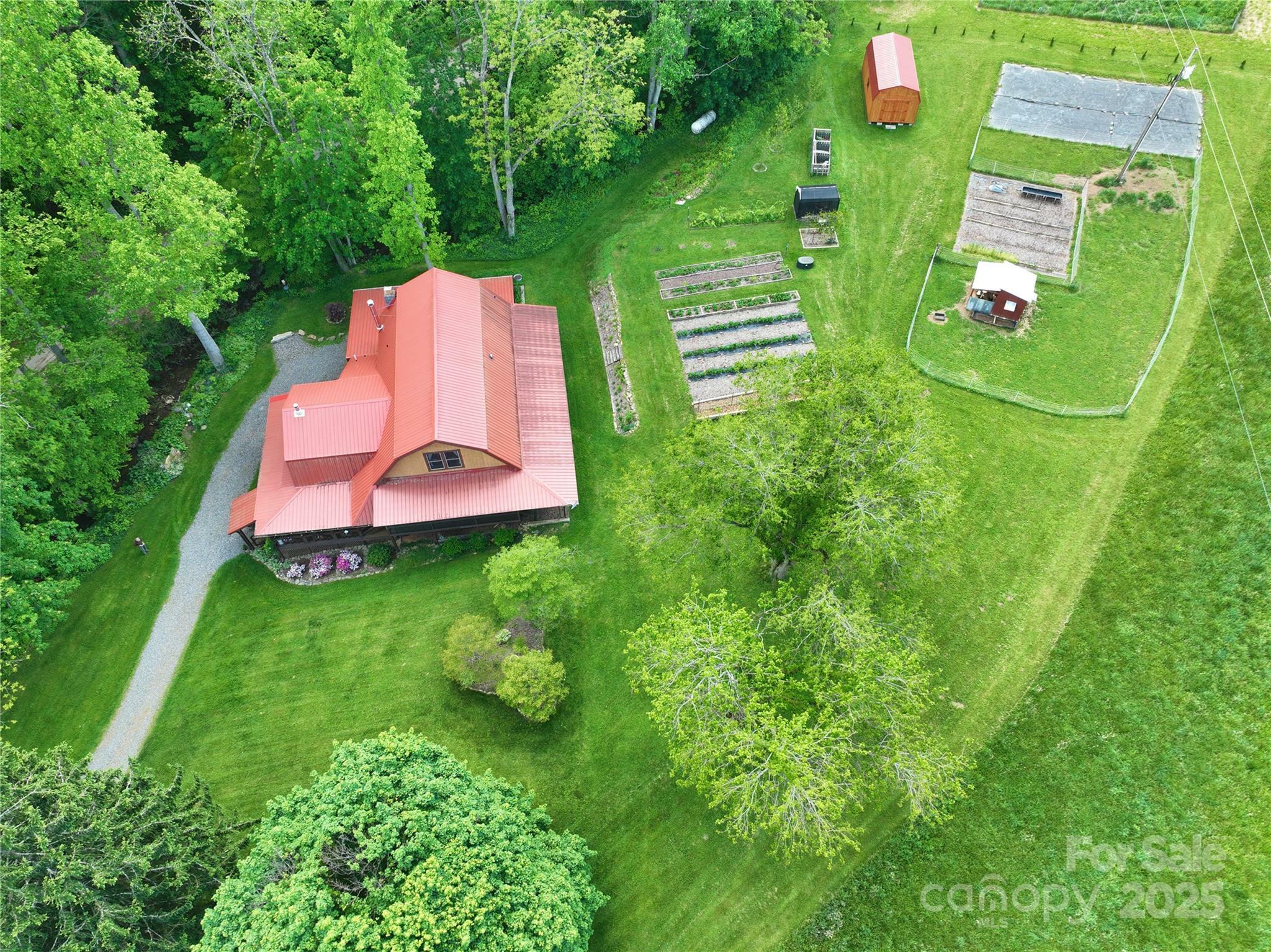 Property Photo: 550 Joe Payne Road NC 28753