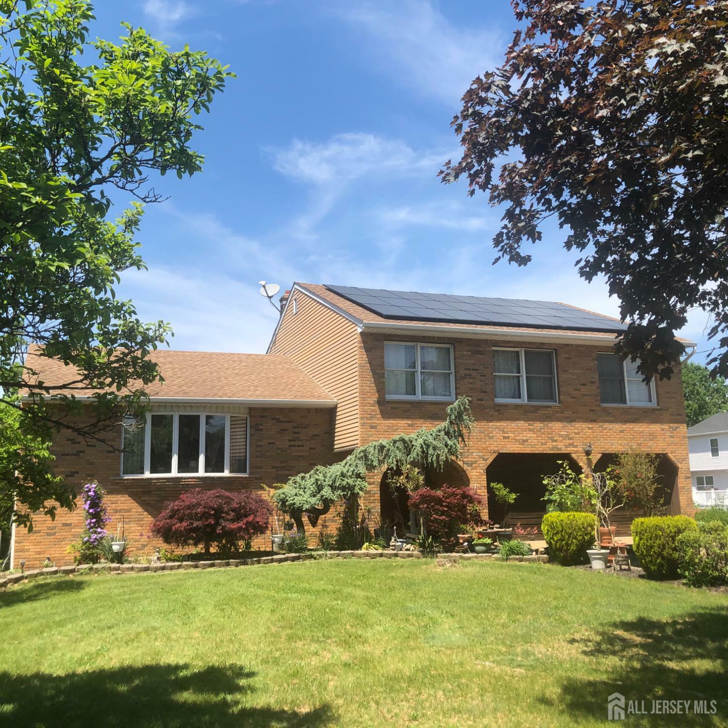 41 Bartha Avenue  Edison NJ 08817 photo