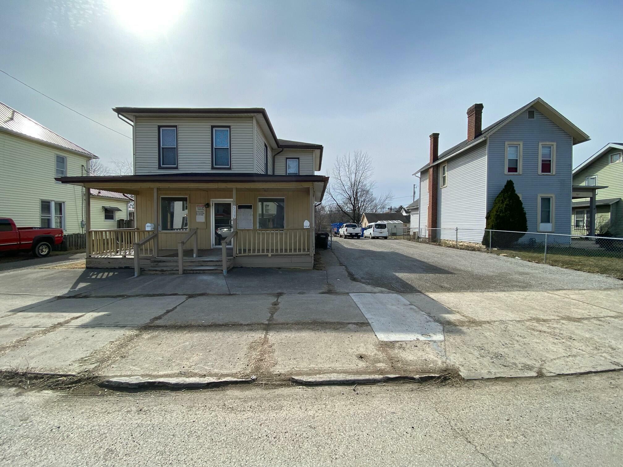 Property Photo: 513 E Main Street OH 43055