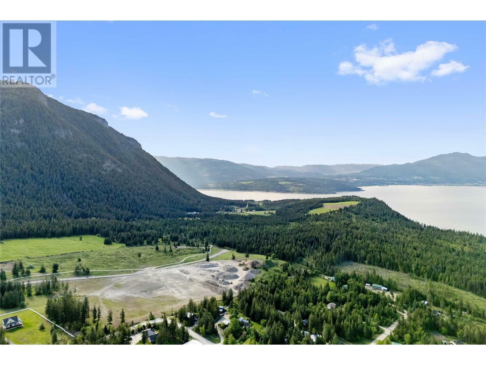 Photo de la propriété: 3694 Ford Road BC V0E 2X0