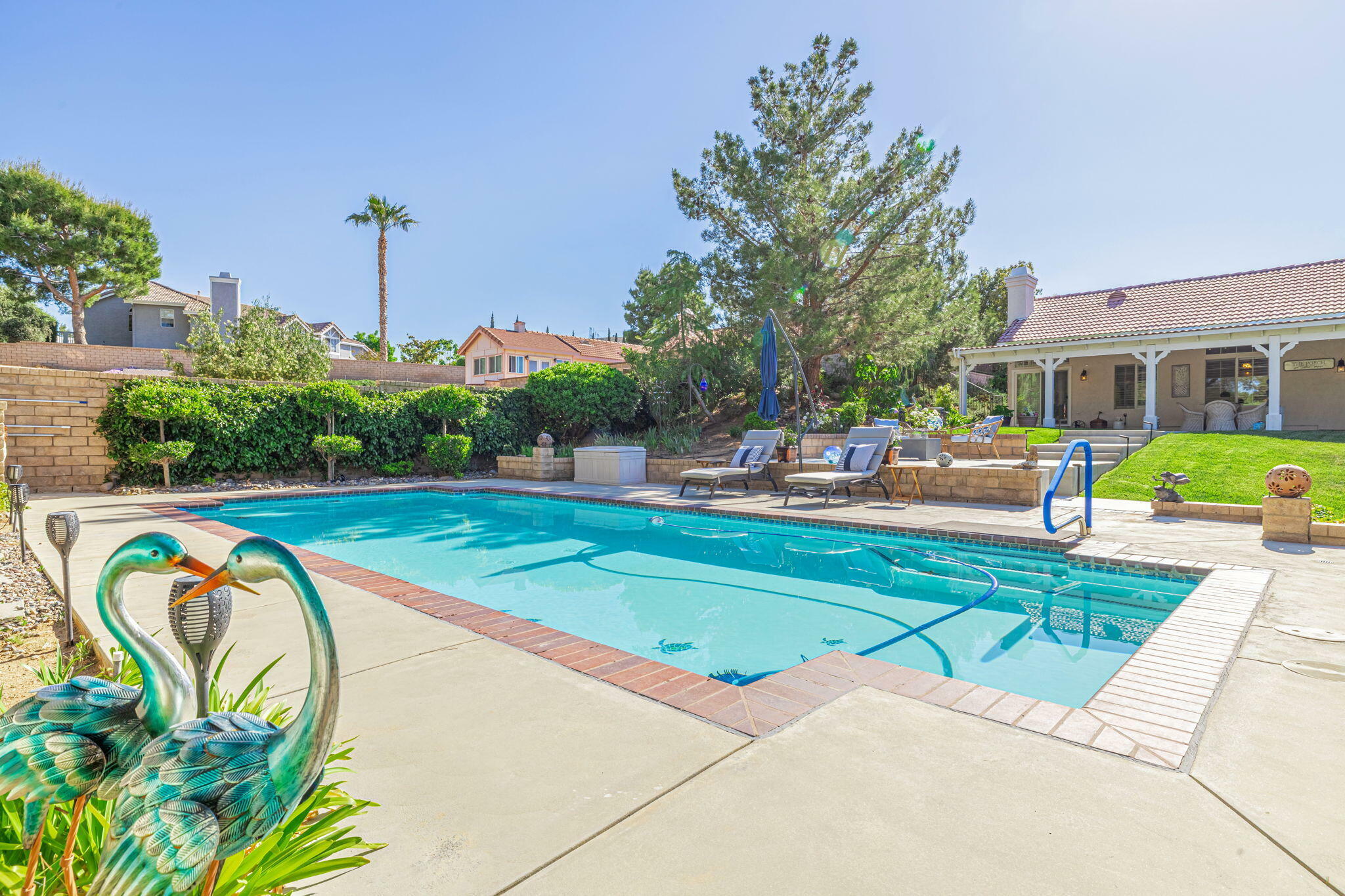 Property Photo: 41110 Summitview Lane CA 93551