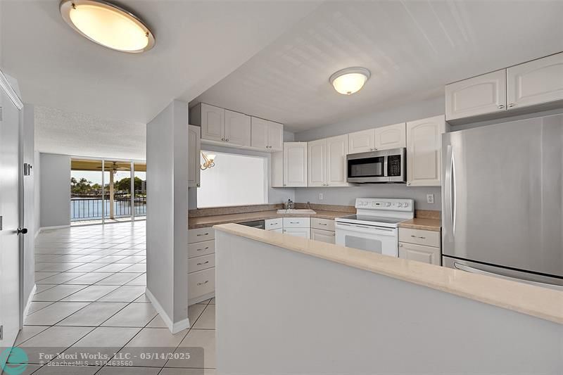 Property Photo: 777 S Federal Hwy G205 FL 33062