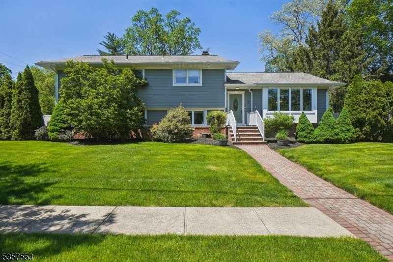 3 Sandra Cir  Westfield Town NJ 07090 photo