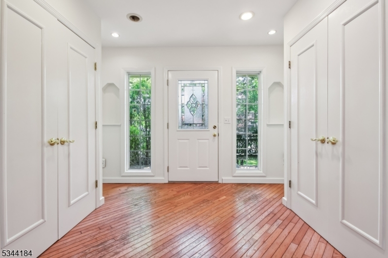 Property Photo: 14 Crossbrook Rd NJ 07039
