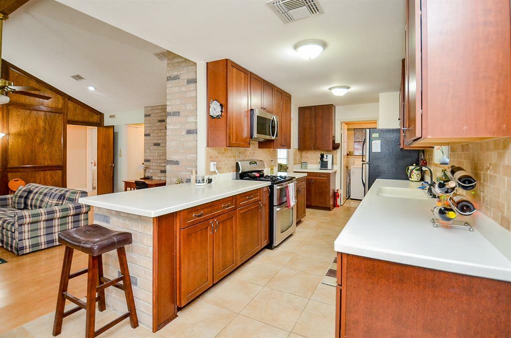 Property Photo: 15722 Cascade Point Drive TX 77084