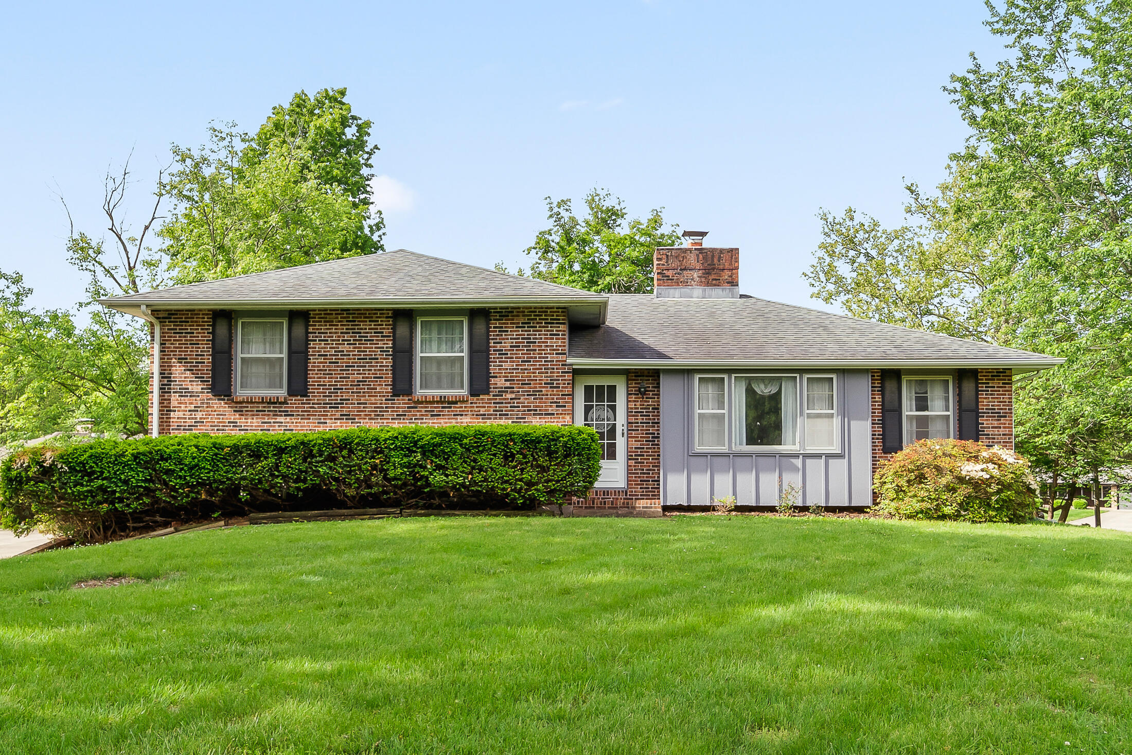 Property Photo: 4 Halley Court MO 65251